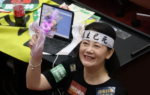 百名法律學者連署反「藍白版國會改革」　吳思瑤：已如火如荼準備釋憲