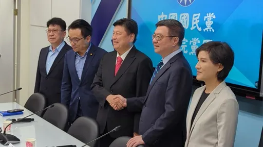 傅崐萁當面洗臉「民進黨8年獨大」　卓榮泰回擊：「感謝提醒」台灣獲得國際肯定