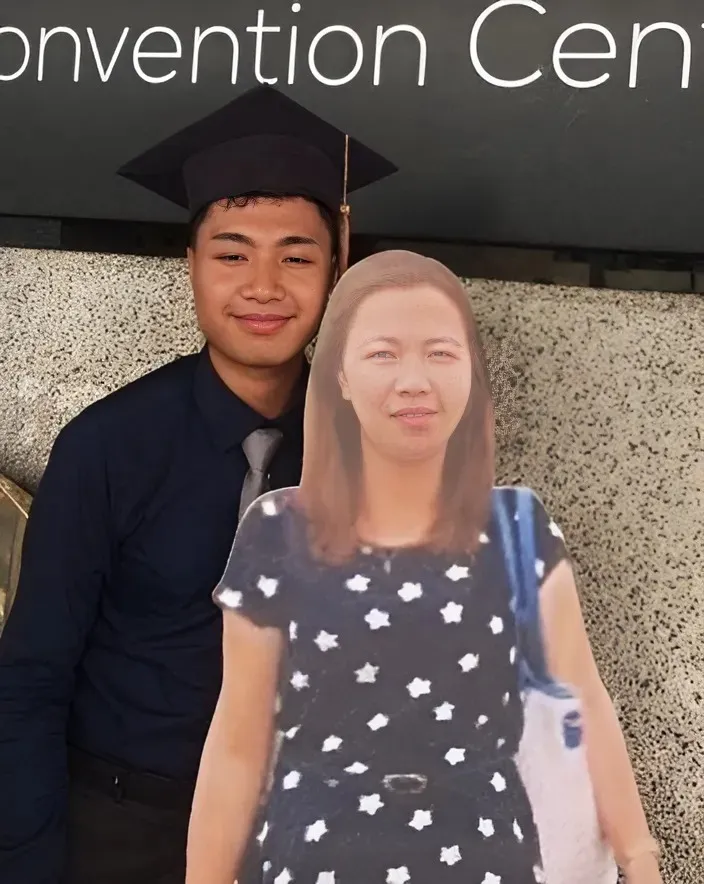 「媽媽我做到了」，菲律賓男大生阿林頌達成了與媽媽生前的約定。翻攝X@Paulo John Alinsog