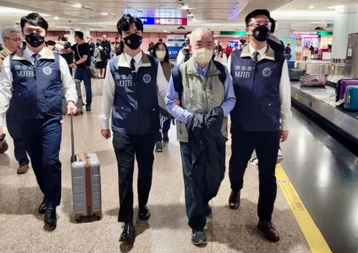 吸金上億!貴婦奈奈公婆「竟為健保歸案」?PTT炸鍋:台灣真香