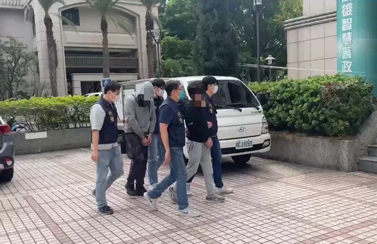 栽植大麻嫌犯被警方移送法辦。翻攝畫面