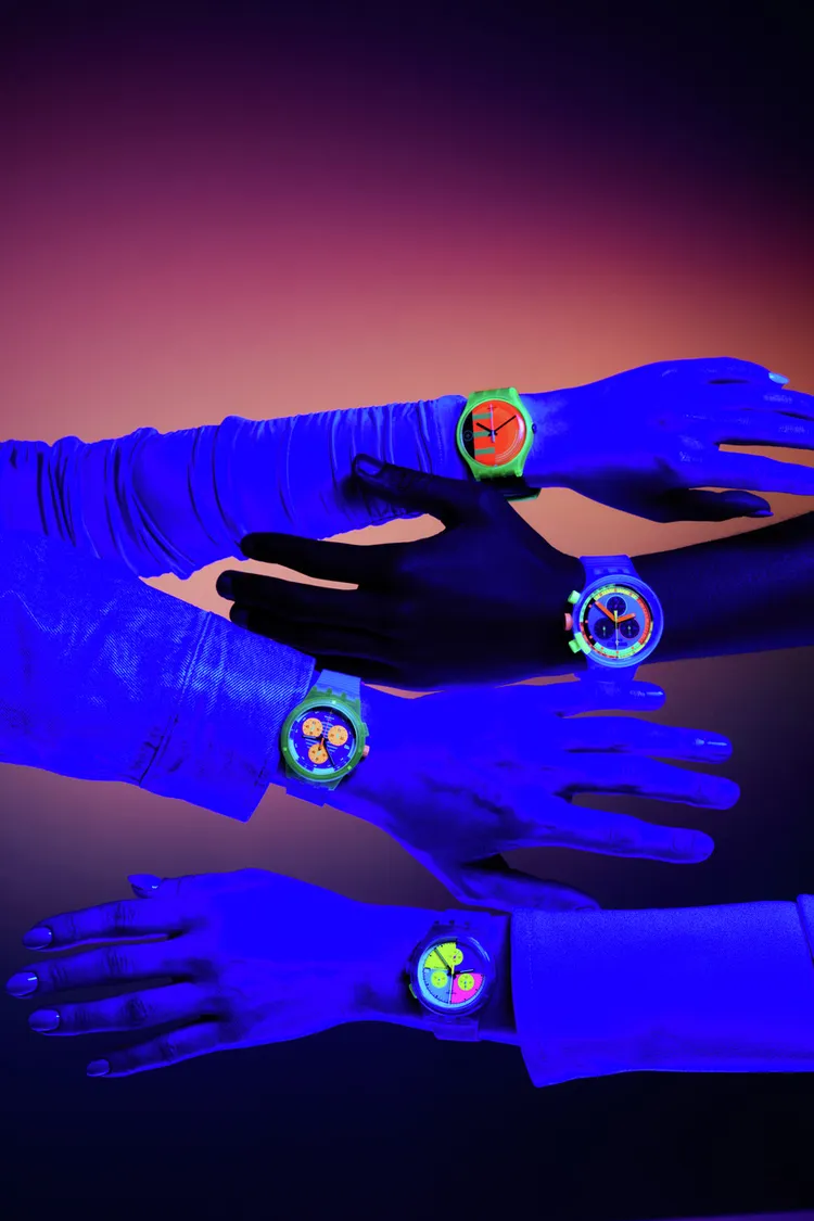 Swatch NEON系列以螢光配色打造搶眼外觀。品牌提供
