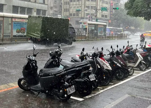 北北基雨彈來襲！氣象署發布7縣市大雨特報