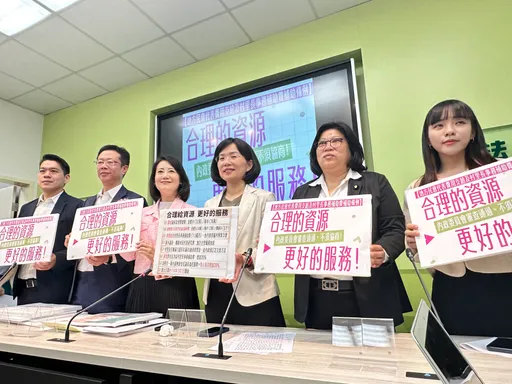 內政委員會10hr審完《民代支給條例》 綠委揭關鍵:沒傅崐萁、黃國昌就順利