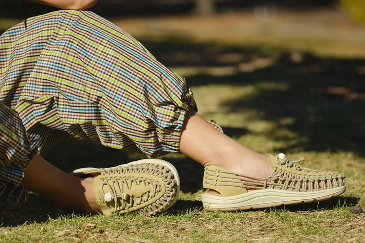 UNEEK II HARVEST鞋款，4350元。品牌提供