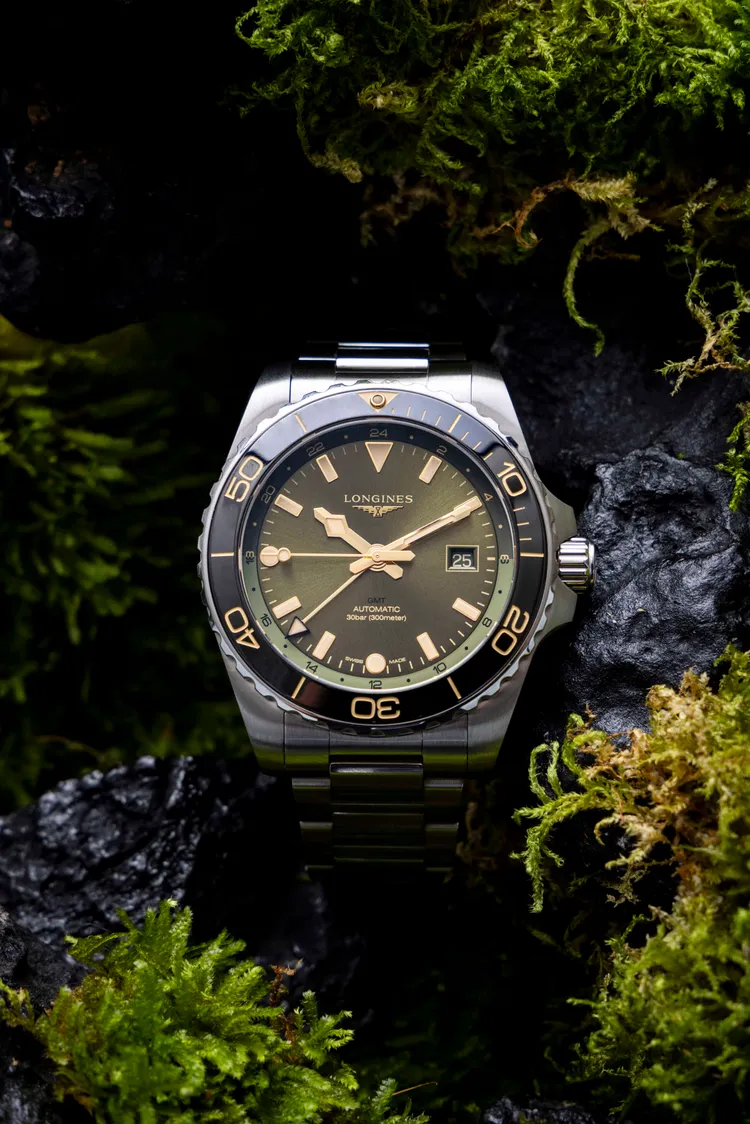 浪琴Hydroconquest GMT深海征服者系列43mm GMT腕錶，10萬300元。品牌提供