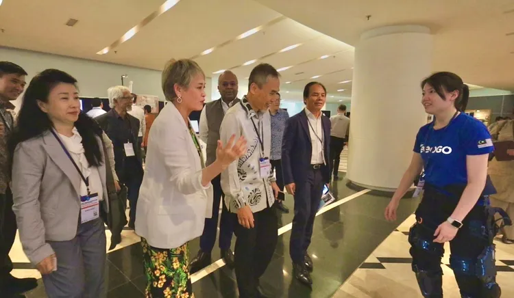 中醫大附醫到馬來西亞推廣醫療觀光。中醫大附醫提供