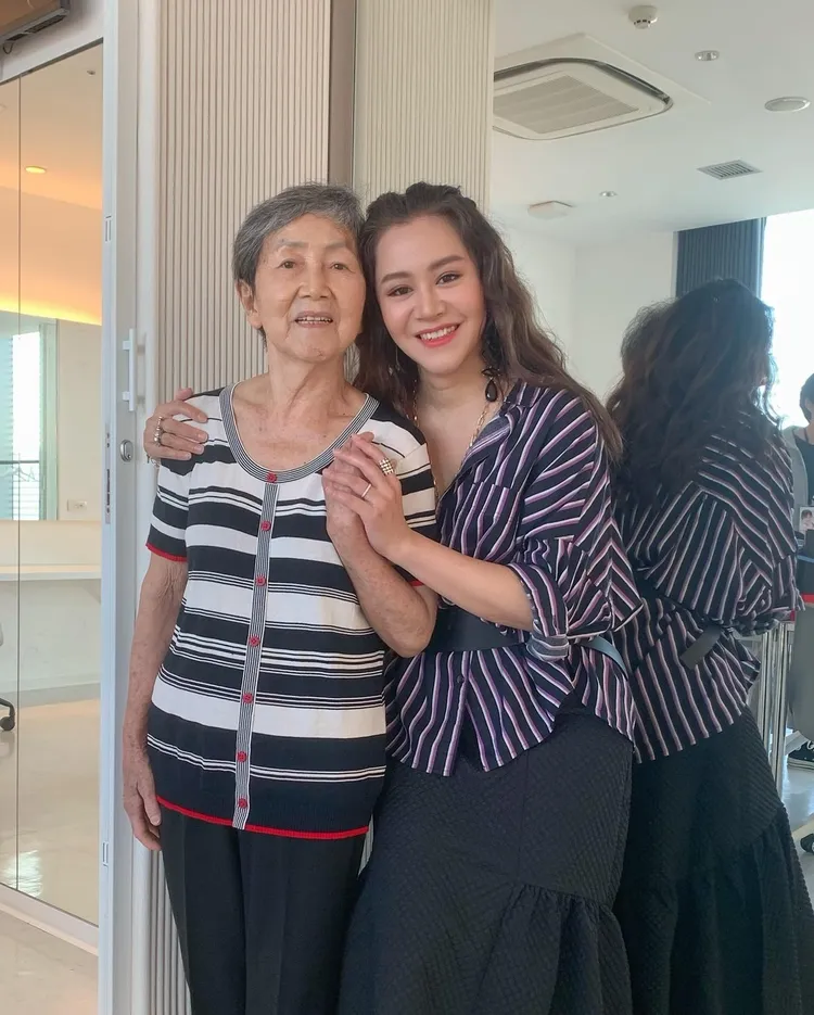 楊蒨時特別感謝上天帶給罹癌的母親奇蹟的希望。藝起發光提供
