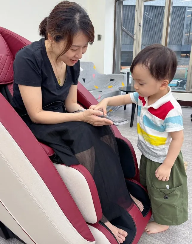 Patty為了賺孩子養育費，努力帶貨。翻攝明金成導演+明太太的家臉書