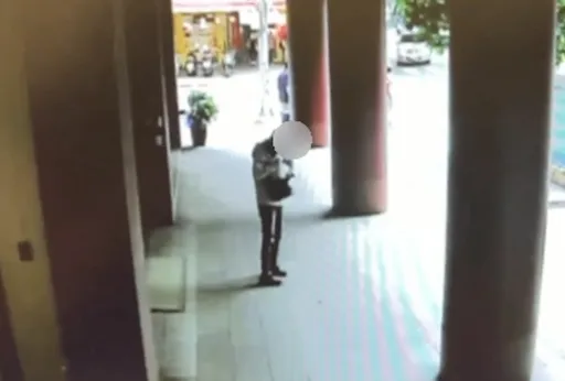 北市60歲女賊超商偷紅酒「秒後悔」　赴教堂「懺悔」！店家原諒這原因仍遭移送