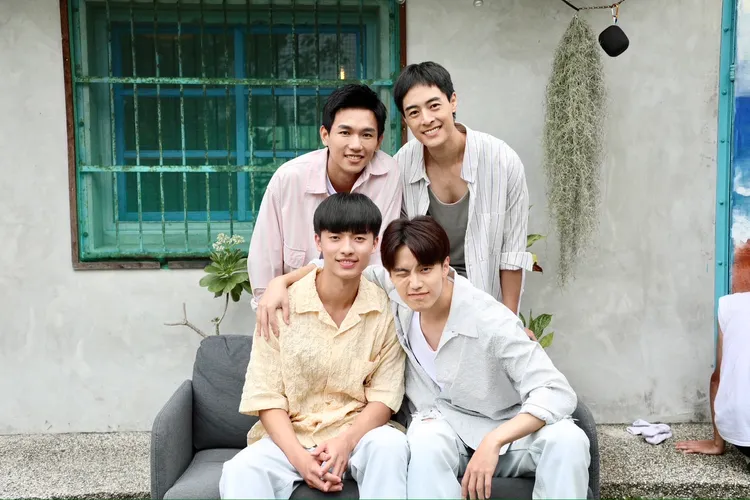 徐謀俊（前右）、簡楨庭、朱宇謀（後右）、文威登。達騰娛樂提供