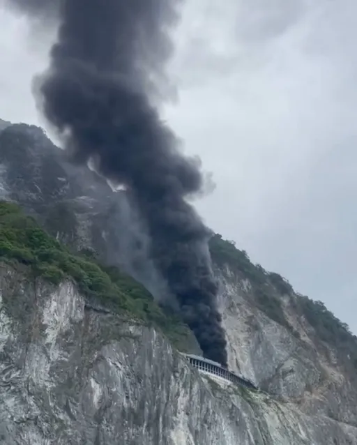 蘇花公路大清水明隧道這原因起火!黑煙不斷竄天際 管制延後放行