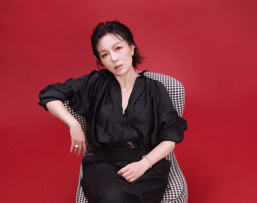 苗可麗驀然回首見父母一夜白頭 一日往返孝親避免遺憾