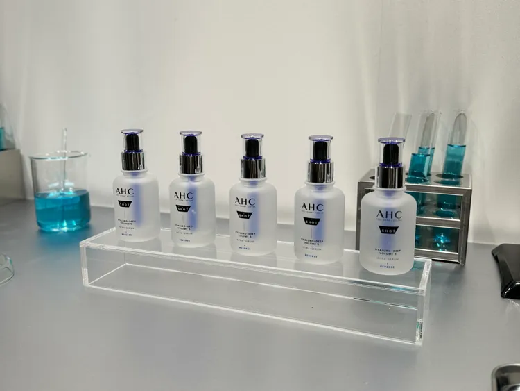 AHC醫美科研超導水光玻尿酸精華，各40ml／1400元。張家玲攝