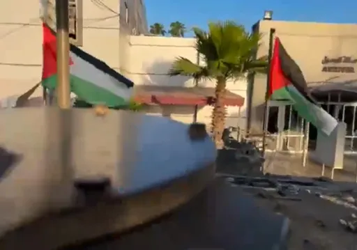 以色列攻進哈瑪斯最後據點拉法 戰車輾向「巴勒斯坦國旗」影片曝光