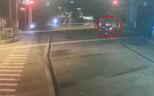 桃園17歲高中生無照酒駕載14歲少女 路口撞貨車影片曝!2人噴飛慘死