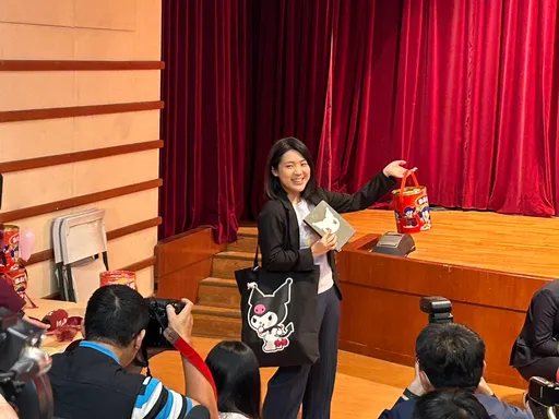 號召戰鬥藍力挺徐巧芯　趙少康斥綠拿法律整反對者：研究提案修法