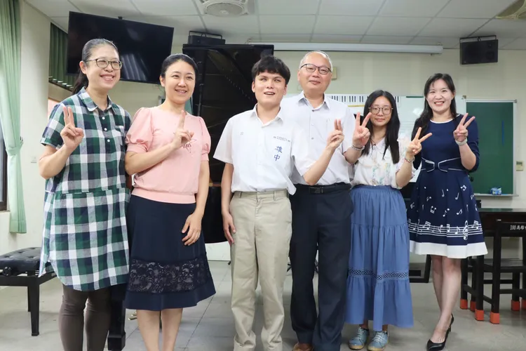 雄中音樂班學生黃崇恩6月7日將在衛武營音樂廳舉行個人鋼琴獨奏會。翻攝畫面