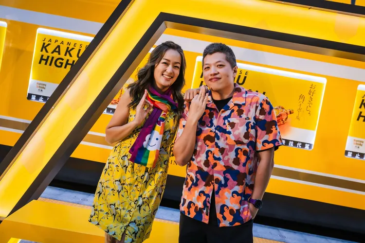 百靈果過去批評過太陽花，如今也被現場民眾罵。翻攝自百靈果臉書