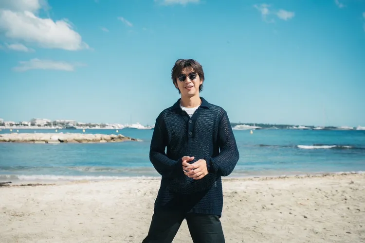 陳柏霖身穿peter wu的春夏新裝。品牌提供