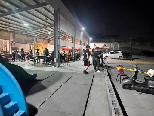 停車結怨!嘉義市10多人械鬥血跡斑斑 爆槍響還砍傷2人