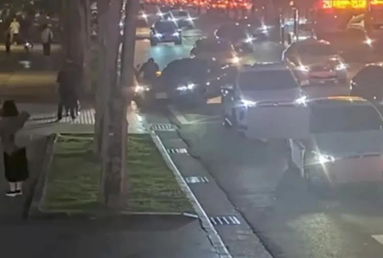 車禍撞擊當下。警方提供