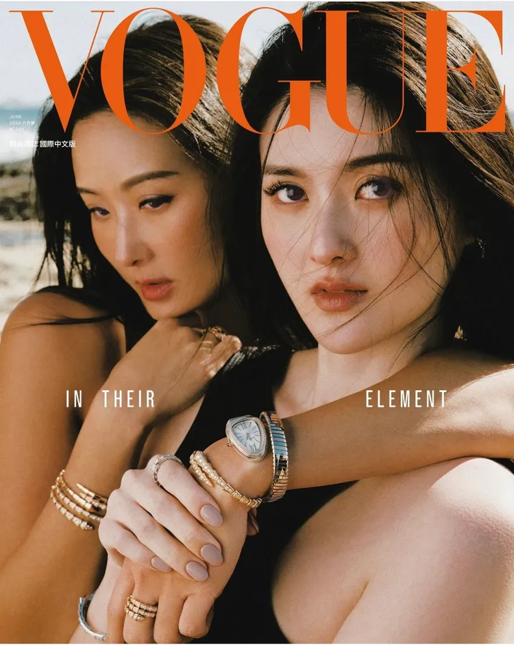 孫芸芸（左）與廖思惟拍攝《VOGUE》封面。翻攝《VOGUE》IG