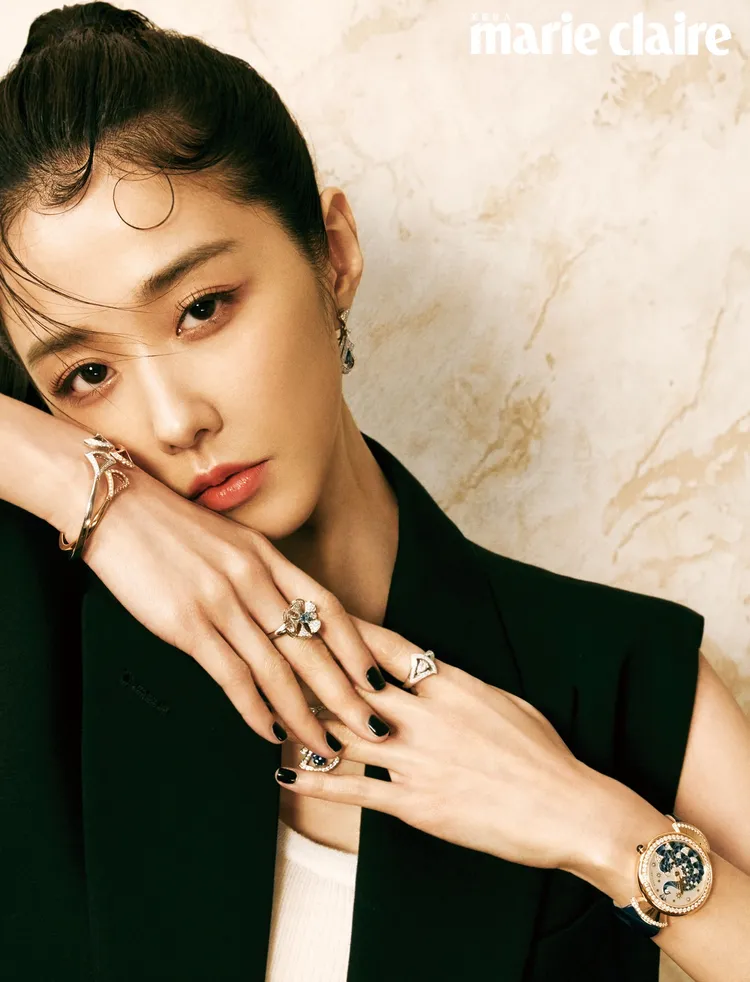 邵雨薇拍攝《Marie Claire Taiwan美麗佳人》封面。《Marie Claire Taiwan美麗佳人》提供