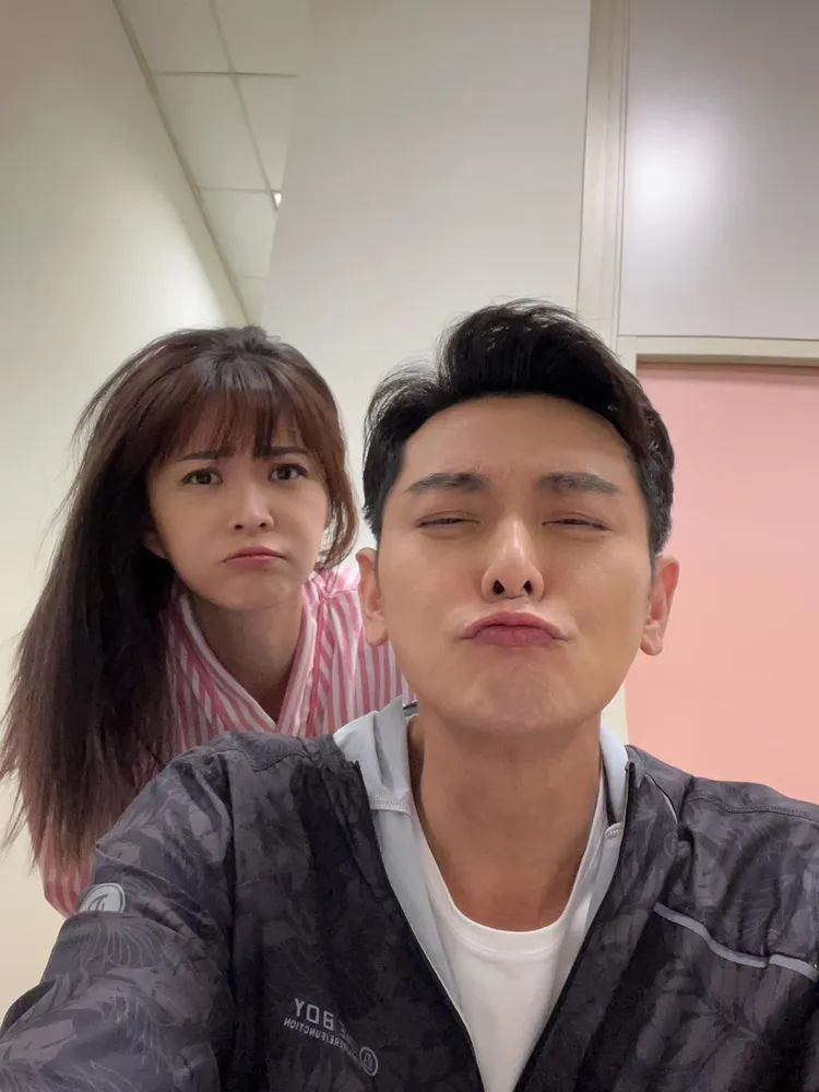 李燕（左）和陳冠霖默契佳。翻攝李燕臉書