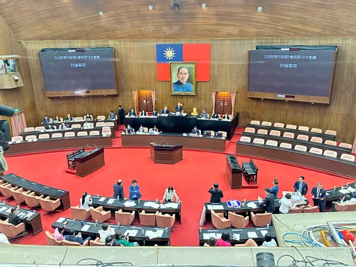 立法院三讀通過《國籍法》修法　內政部：盼加強延攬優秀外國人才