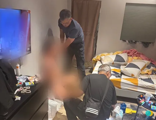 「新北陳冠希」偷BMW狂飆 2度衝撞員警逃逸!睡夢中只穿內褲落網