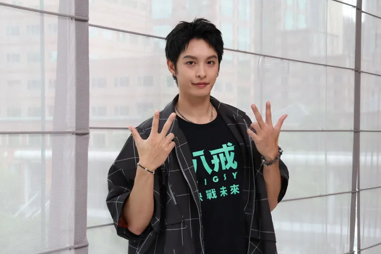 曹佑寧喜歡小孩。莊宗達攝