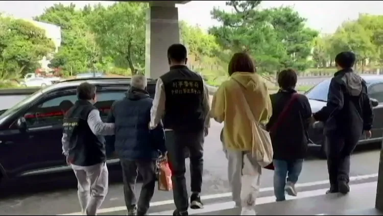 警方查獲劉嫌等21名嫌犯。民眾提供