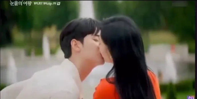 《淚之女王》用吻戲加長版回報粉絲。翻攝《淚之女王》特輯