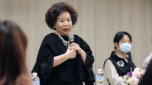 从中国贵宾变「台独四大女寇」 黄越绥曝昔赴澳门婚宴遭跟踪