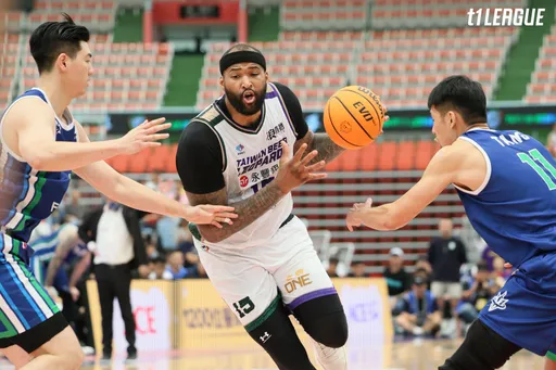 NBA明星中鋒不是假的!卡森斯全場22分第2節13分 雲豹力退海神