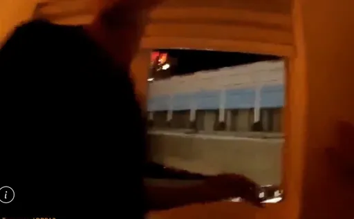 通緝男肇逃又藏毒!見警上門嚇壞 爬旅館窗戶外墜5樓亡