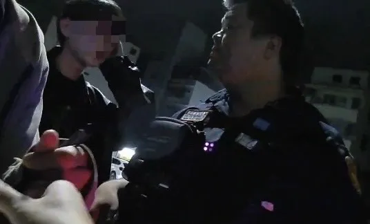 同行的18歲車主。讀者提供