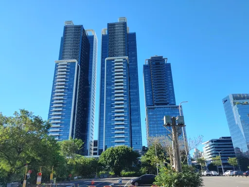 兩百萬身價不可動搖 「西華富邦」原住戶再花6.6億買2戶