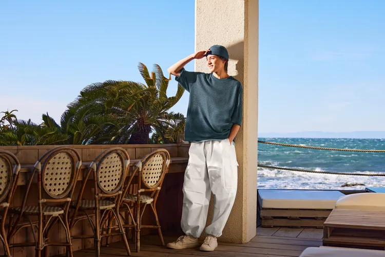 GU「男裝超寬版工作褲系列」是熱門單品。品牌提供