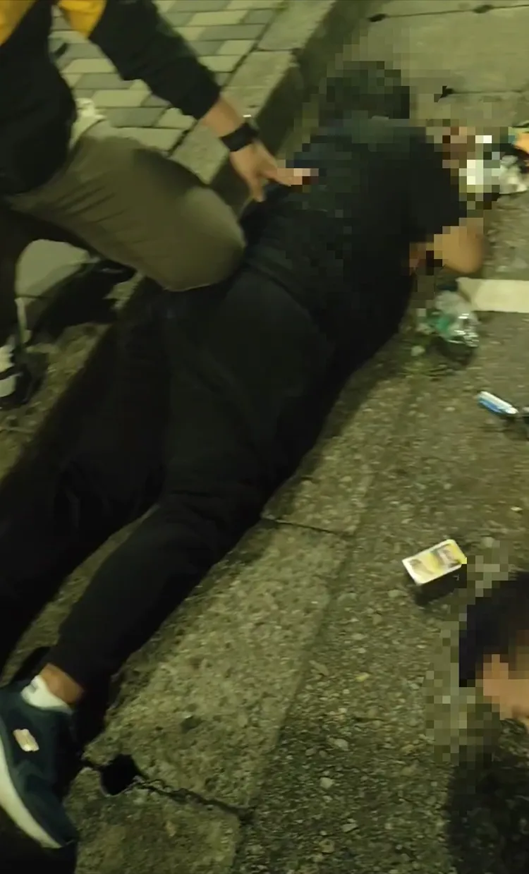 警方在國道3號清水服務區逮捕4名嫌犯。警方提供