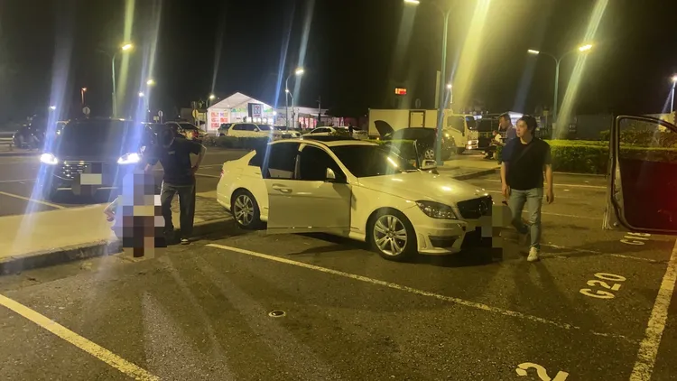 嫌犯賓士車被警方鎖定。警方提供