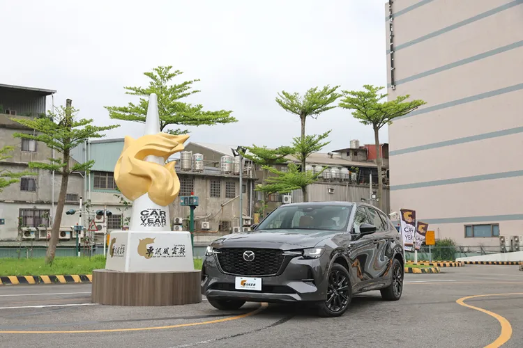 Mazda CX-60拿下【2024最佳進口中型SUV】獎項。主辦單位提供