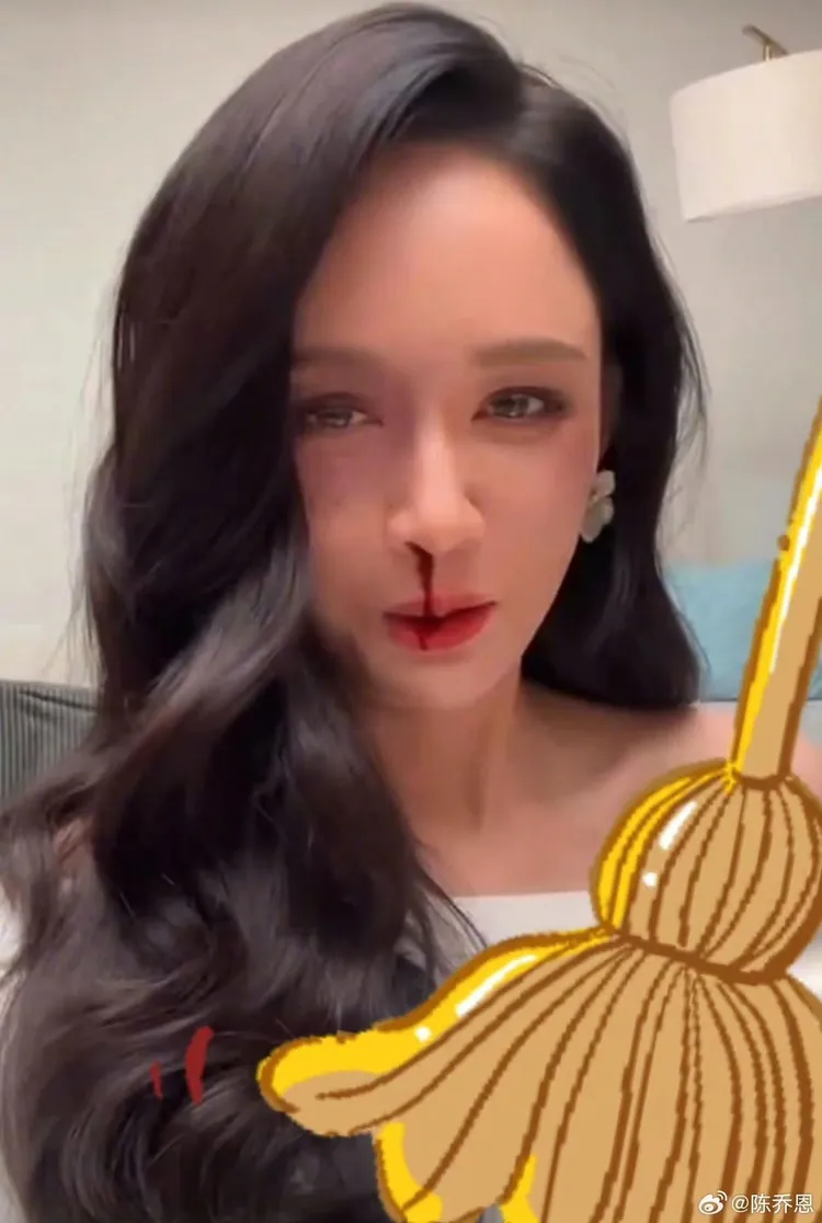 P圖P得認真。翻攝陳喬恩微博