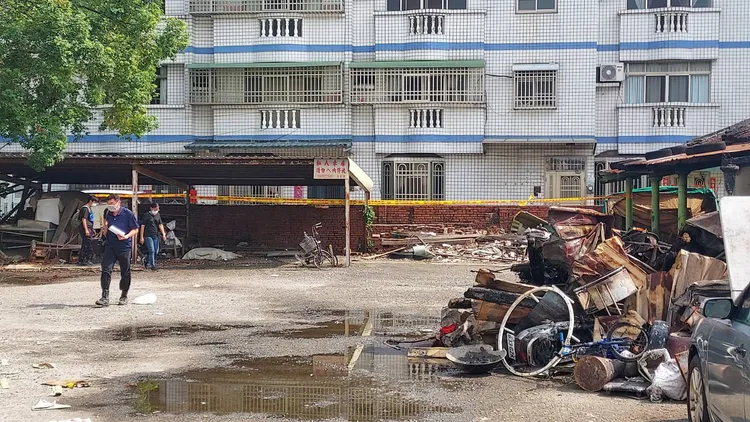 鄰居說，柯家5個孩子都相當活潑，常在家前空地玩耍。王志弘攝