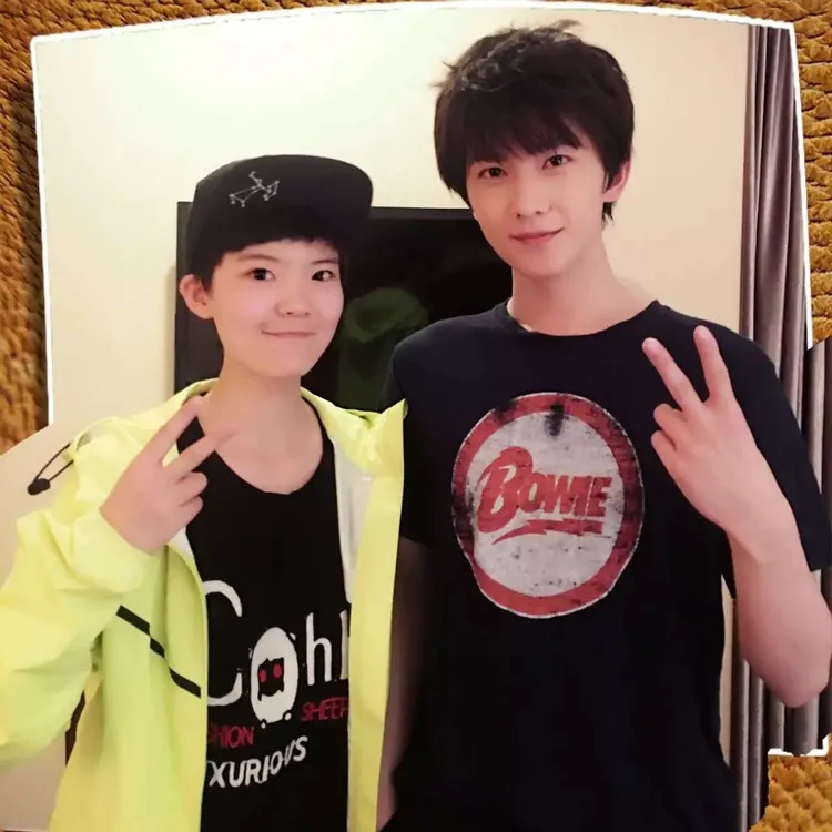 鄭凱丹貌似和楊洋認識許久。翻攝ZagheonKID微博