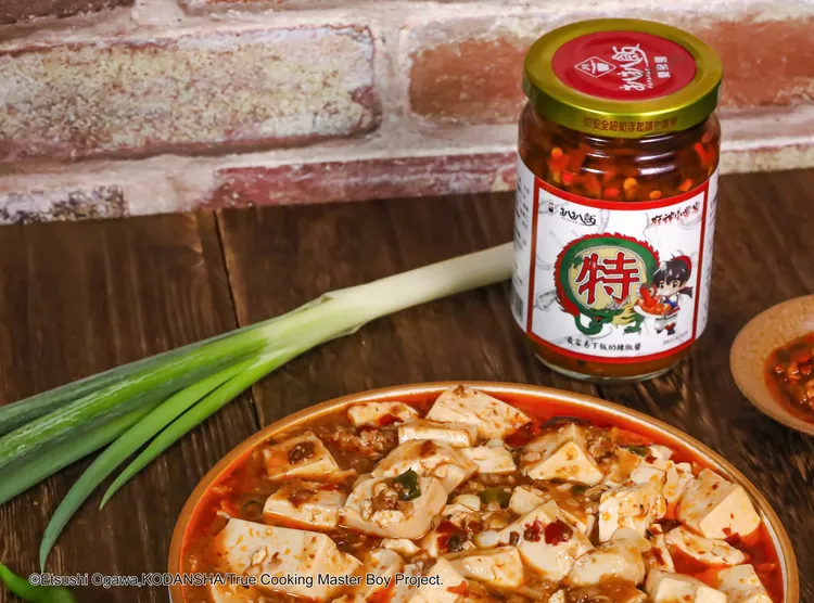 廚神小當家聯名款雙椒醬的Q版小當家特級微章款。業者提供