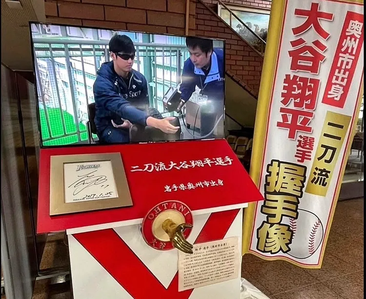 此為大谷翔平效力於日本火腿鬥士隊時，所測量製作的握手像，因打擊而出現的手繭，也完整呈現。業者提供