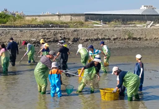 當五星飯店遇上圖書館!高市圖X漢來美食「食光冉冉」走讀在地之美