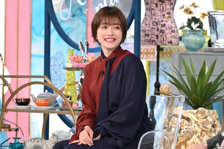石原里美上節目侃侃而談。翻攝a_studio_tbs X